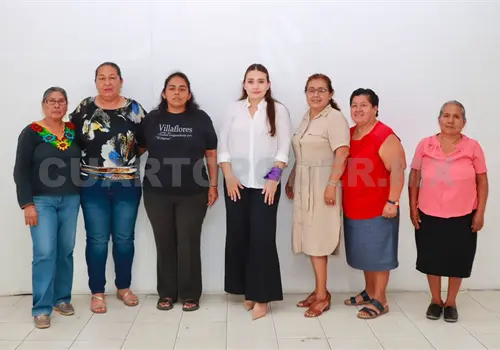 Sostienen encuentro con comisariadas ejidales del municipio
