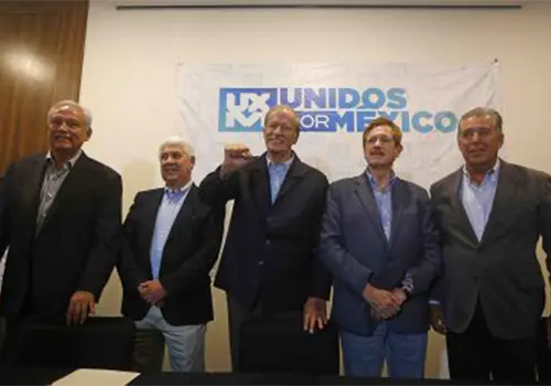 Fox y exgobernadores crean frente de defensa Fox y exgobernadores crean frente de defensa