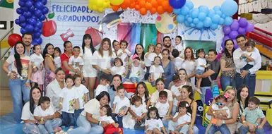 Pequeños pasos, grandes sueños Pequeños pasos, grandes sueños