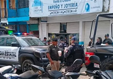 Catean y aseguran casas de empe&ntilde;o