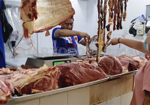 Analizan bajar precio de la carne de res