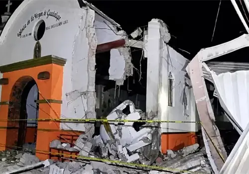 Explosi&oacute;n de pirotecnia deja 3 mujeres muertas