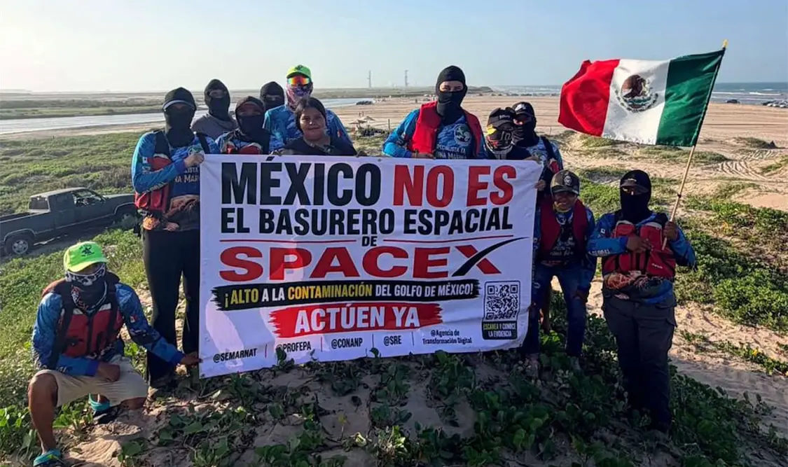 Se manifiestan en defensa del ambiente por la basura espacial. Cortesía