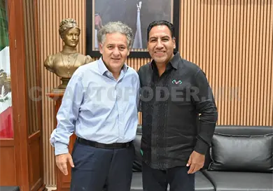 Eduardo Ram&iacute;rez recibe al exgobernador Juan Sabines