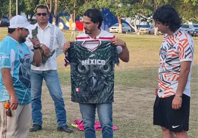 Jorge "Burrito" Hernández inspira a jóvenes Jorge "Burrito" Hernández inspira a jóvenes