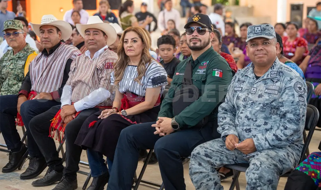 Aparicio Avendaño participó en las Jornadas por la Paz encabezadas por el gobernador. CP