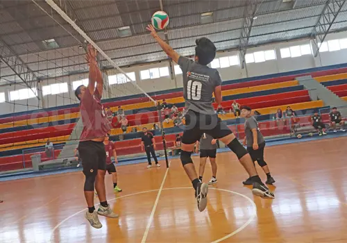 Thunderbolts arrasa en doble jornada Thunderbolts arrasa en doble jornada