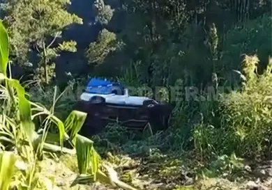 Se va al fondo de barranco y acaba en milpa