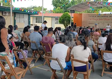 Chiapa de Corzo desaf&iacute;a obras escolares estatales