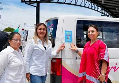 Presenta FGE Tarjeta Azul a diversos sectores Presenta FGE Tarjeta Azul a diversos sectores