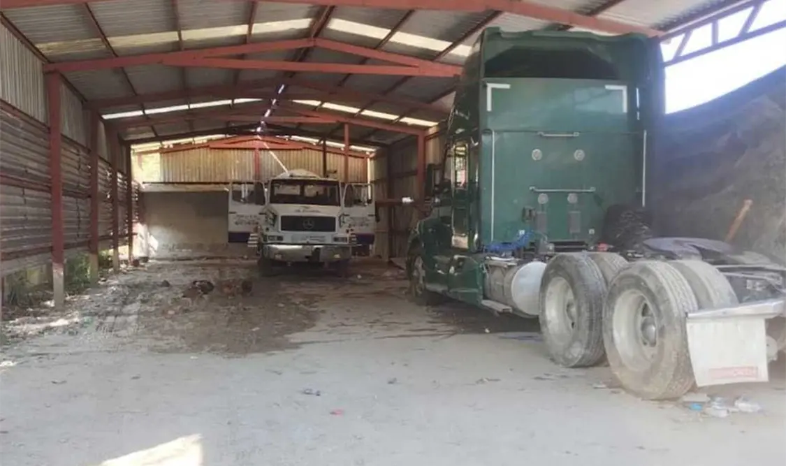 Los inmuebles, la persona detenida y el hidrocarburo quedaron a disposición del agente del AMPF. Cortesía