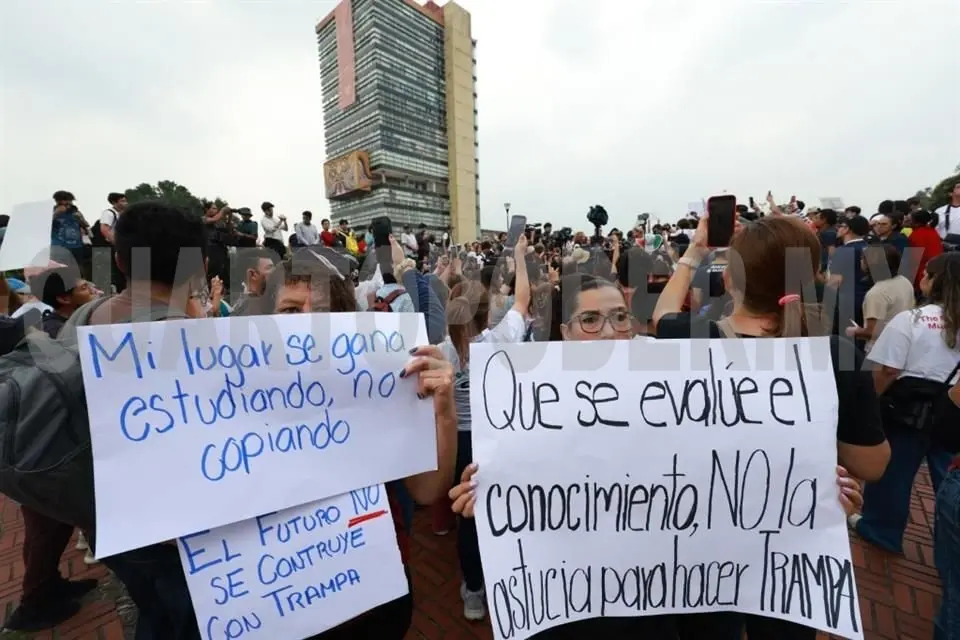 Analizarán origen de anomalías en el examen en línea