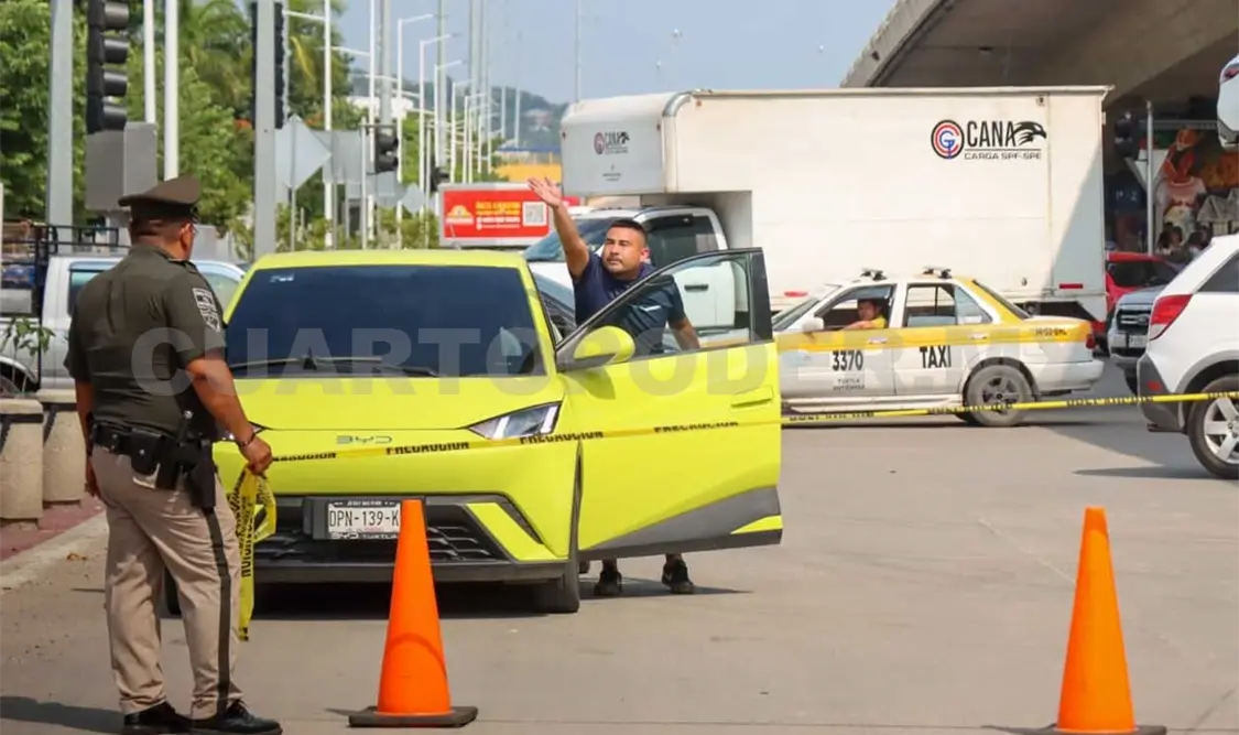 Colapsa tránsito en libramiento Norte
