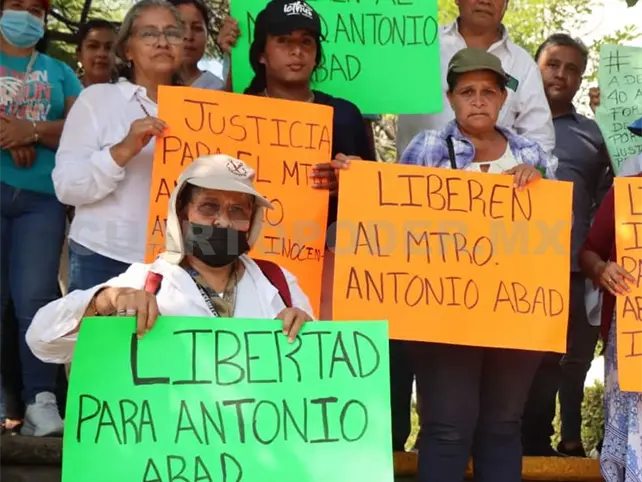 Piden pruebas ante detención de maestro Piden pruebas ante detención de maestro