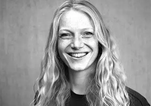Gardarsd&oacute;ttir le hace el feo al drama