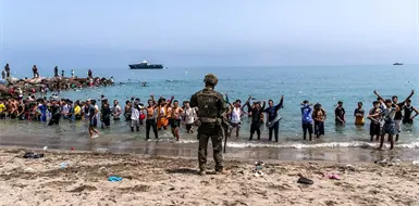 Marruecos reconoce 40 mil entradas de migrantes a Ceuta Marruecos reconoce 40 mil entradas de migrantes a Ceuta