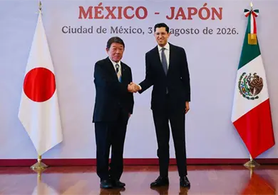 Roberto Velasco recibe al ministro de asunto exteriores de Japón Roberto Velasco recibe al ministro de asunto exteriores de Japón