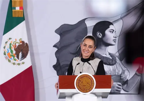 Alistan propuesta para regular redes sociales