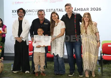 Premian a las y los artesanos del &aacute;mbar