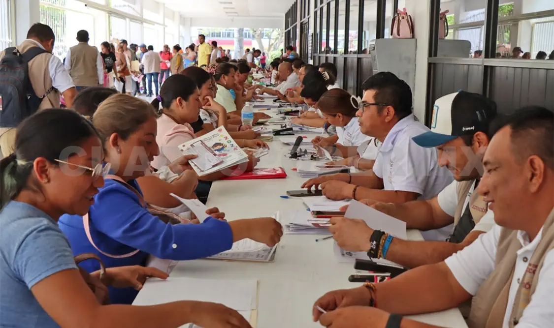 Para la inscripción al programa el personal de la oficina realizó visitas en ocho mil 489 escuelas y siete mil 757 asambleas. Cortesía