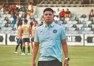 Luis Guillén debuta con triunfo Luis Guillén debuta con triunfo