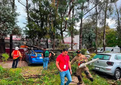 Tornado y granizo dejan da&ntilde;os en San Crist&oacute;bal