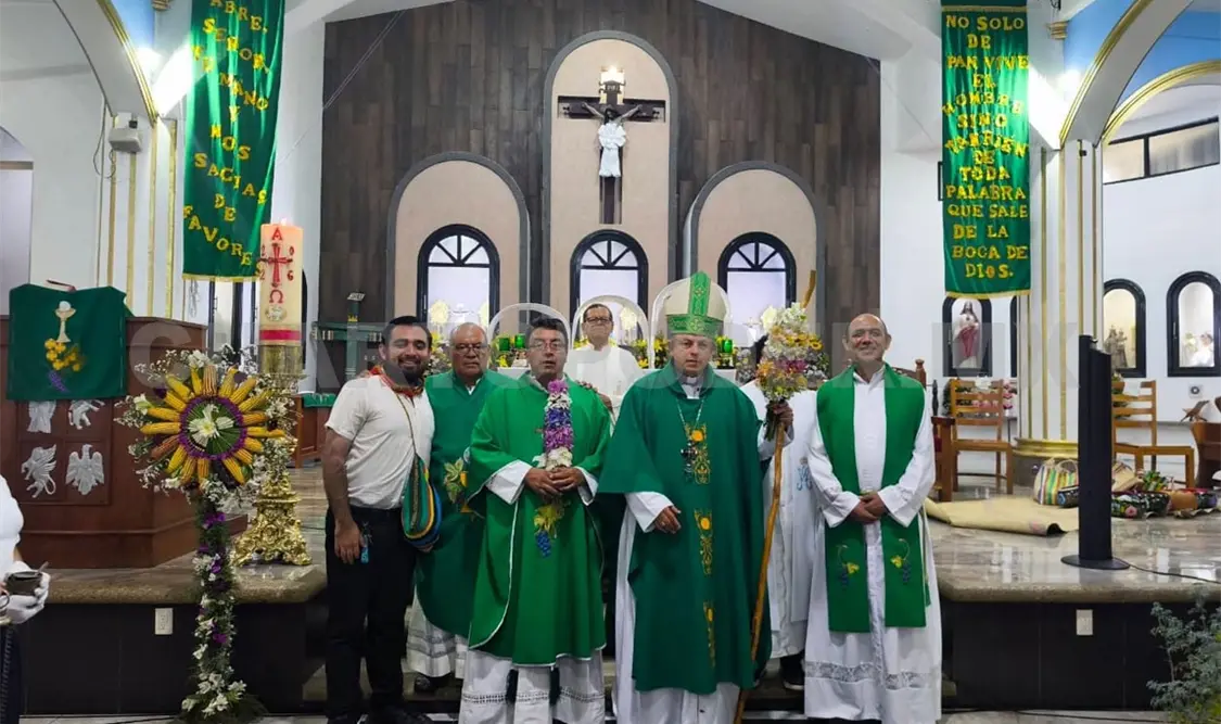 El arzobispo encabezó la celebración eucarística de apertura del encuentro. Cortesía