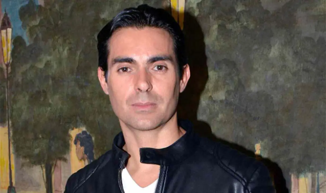 Ernesto D’Alessio hace homenaje a su mamá