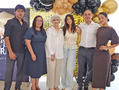Una &iacute;ntima graduaci&oacute;n