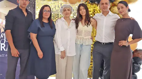 Una &iacute;ntima graduaci&oacute;n