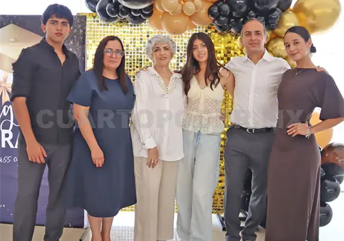 Una &iacute;ntima graduaci&oacute;n
