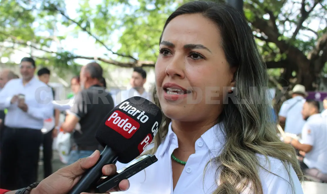 La diputada dijo que el río Sabinal es de todos los tuxtlecos y por tal deben sumarse a su revitalización. Daniel Oropeza / CP