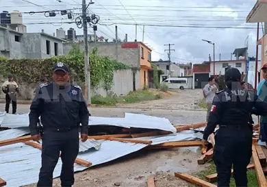 Reporte de daños por tornado en San Cristóbal Reporte de daños por tornado en San Cristóbal