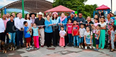Inauguran remodelaci&oacute;n de parque de Villaflores