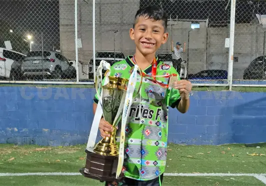Dylan Naturi, un pequeño que sueña en grande Dylan Naturi, un pequeño que sueña en grande