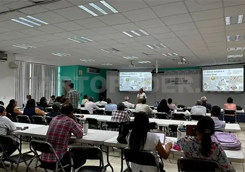 Capacitan a Directores Responsables de Obra