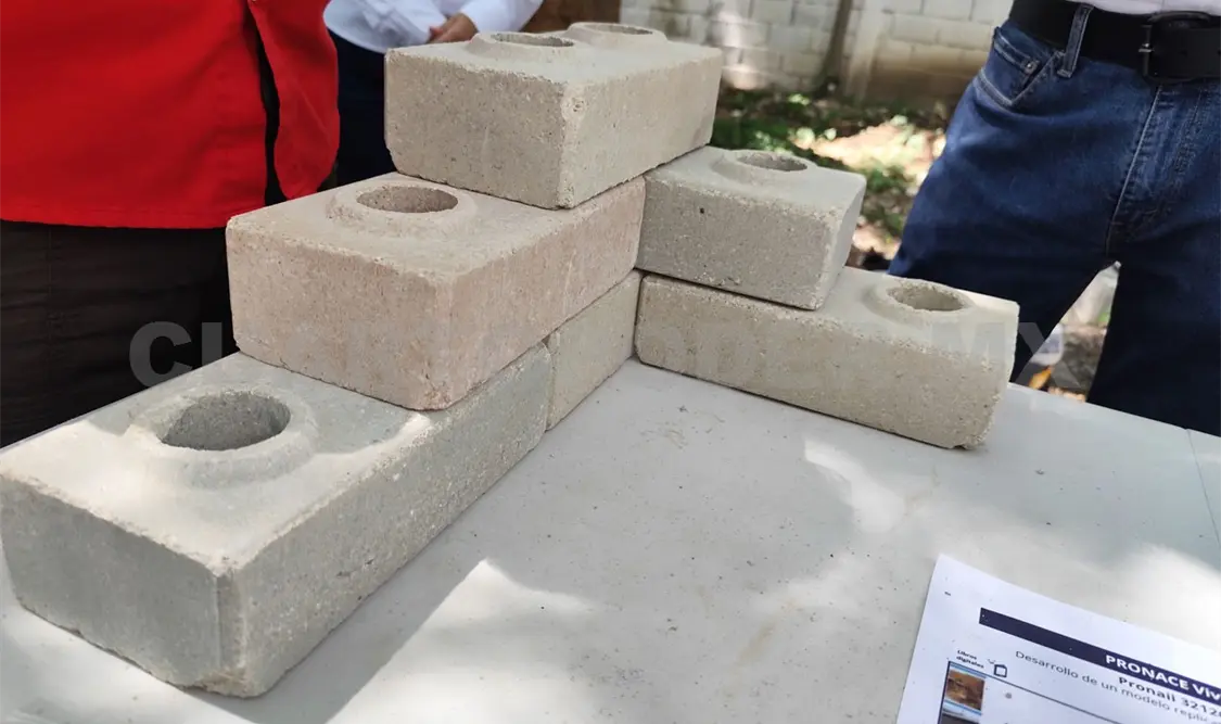 Los docentes dijeron que han aplicado esta tecnología en comunidades junto a estudiantes. Daniel Oropeza / CP