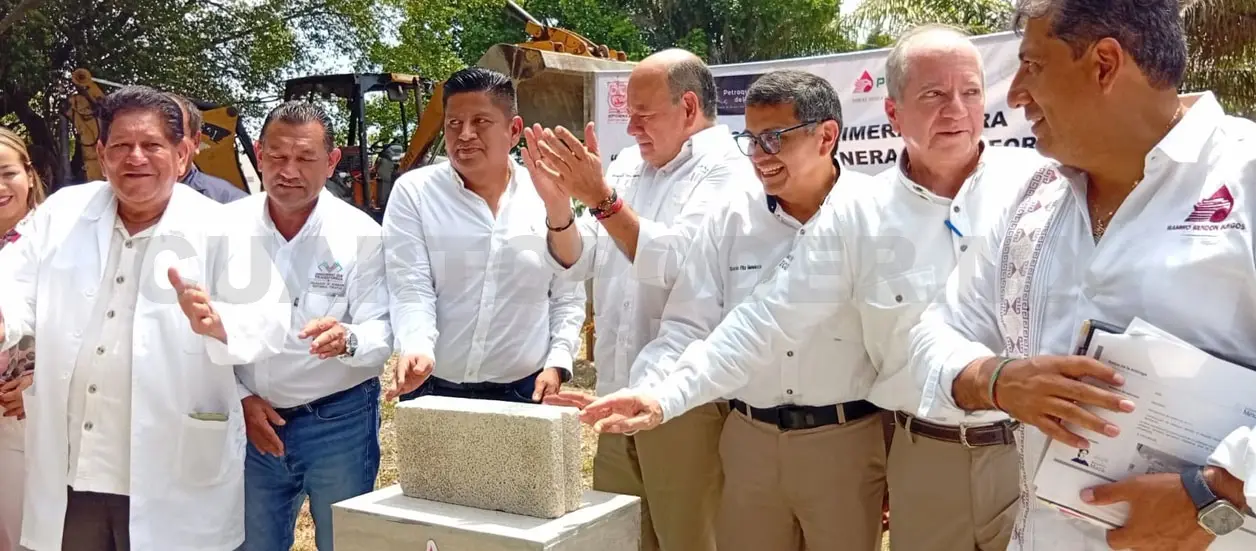 Colocaron la primera piedra del albergue que será construido. Ramiro López / CP
