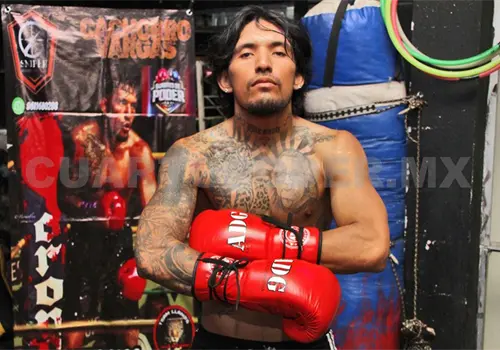 "Cachorro" Vargas va por la gloria