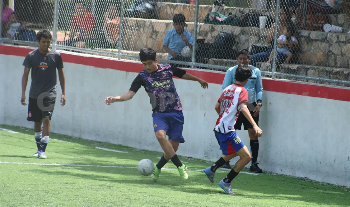 Actividad de los juegos de vuelta de cuartos de final del Torneo Héroes de Bonampak de la Liga Guerrero Zoque. Daniel Oropeza/CP