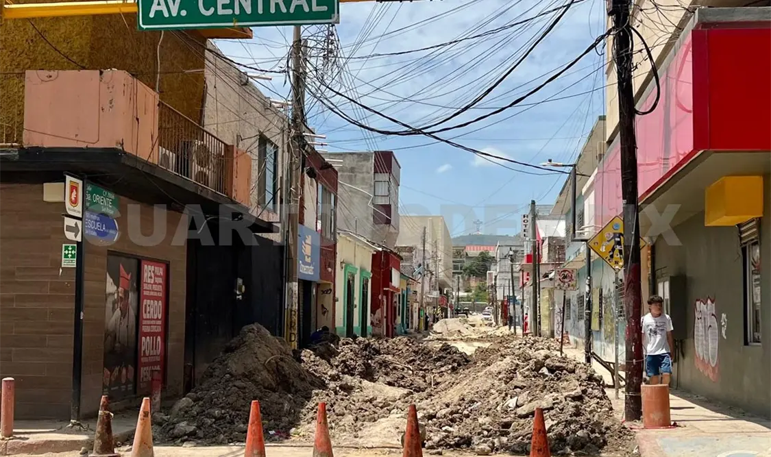 Explicaron que en ocasiones es solamente una cuadrilla de trabajadores la que se presenta. CP