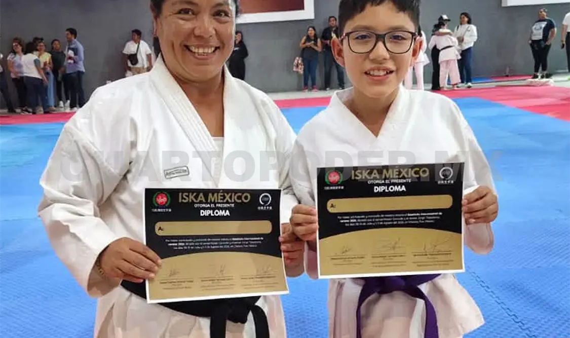 Carlos Alejandro Parada Sánchez y la sensei Magaly Elizabeth Ramírez Castillejos representaron a Chiapas en el Gasshuku Internacional de Verano efectuado en Puebla. Cortesía