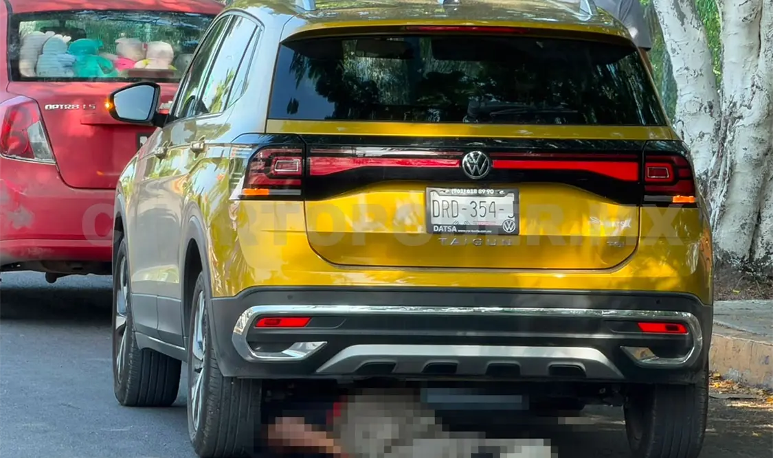 Fue impactado y arrastrado ocho metros por una Volkswagen Taigun. Ulises Villalobos / CP