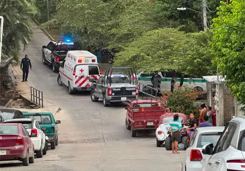 Lo hallan ahorcado en el barrio Chino Lo hallan ahorcado en el barrio Chino
