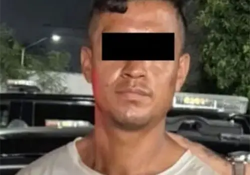 Lo detienen por empujar a anciano al paso de tr&aacute;iler
