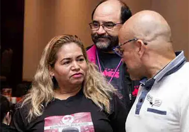 Yo no soy militante de ningún partido: Ceci Flores Yo no soy militante de ningún partido: Ceci Flores