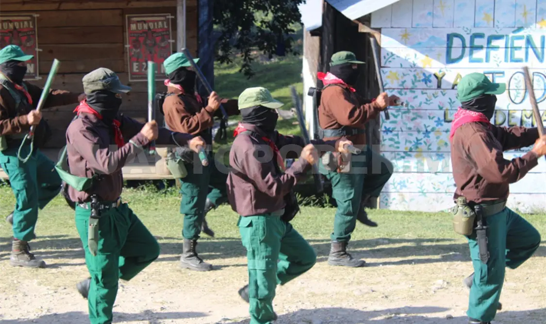 Aspecto de los zapatistas durante las actividades que se realizan en el Caracol de Morelia. Elio Henríquez/CP