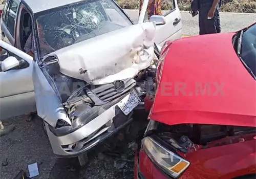 Colisi&oacute;n frontal en la v&iacute;a a San Crist&oacute;bal