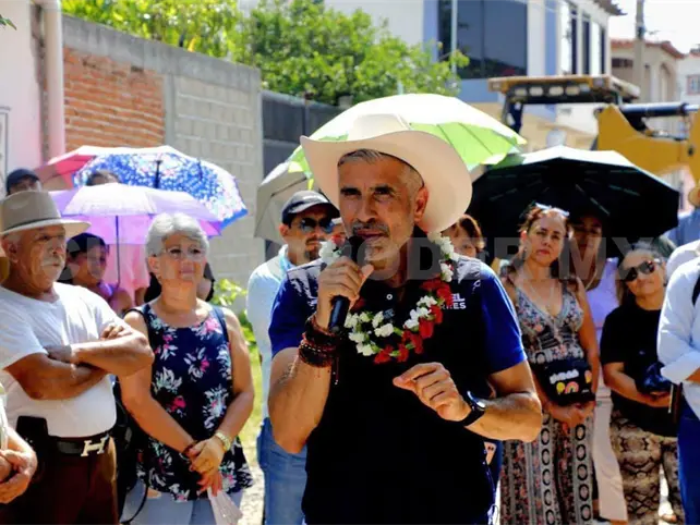 Ángel Torres lleva justicia social al ejido El Jobo Ángel Torres lleva justicia social al ejido El Jobo