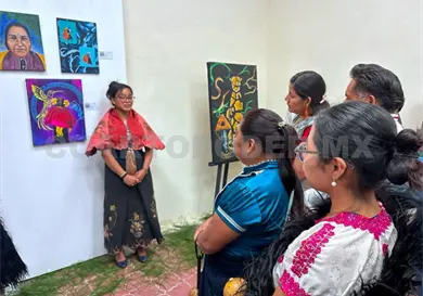 Jóvenes de pueblos originarios presentan exposición pictórica Jóvenes de pueblos originarios presentan exposición pictórica
